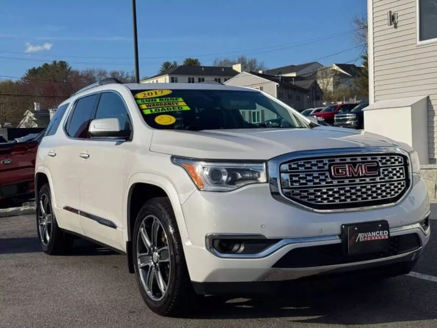2017 Gmc Acadia Denali photo 1