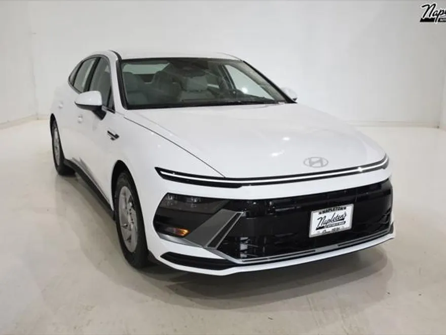 2025 Hyundai Sonata SE photo 1