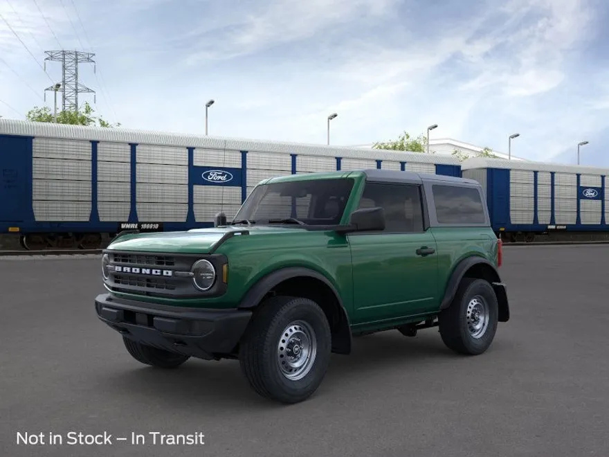 2025 Ford Bronco Base photo 1