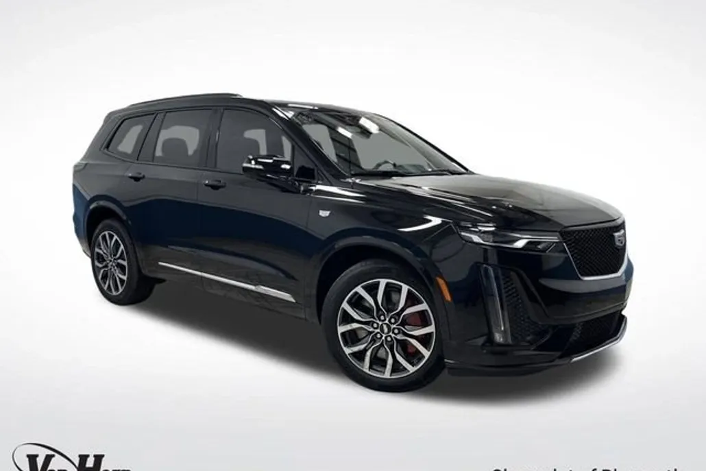 2024 Cadillac XT6 Sport photo 1