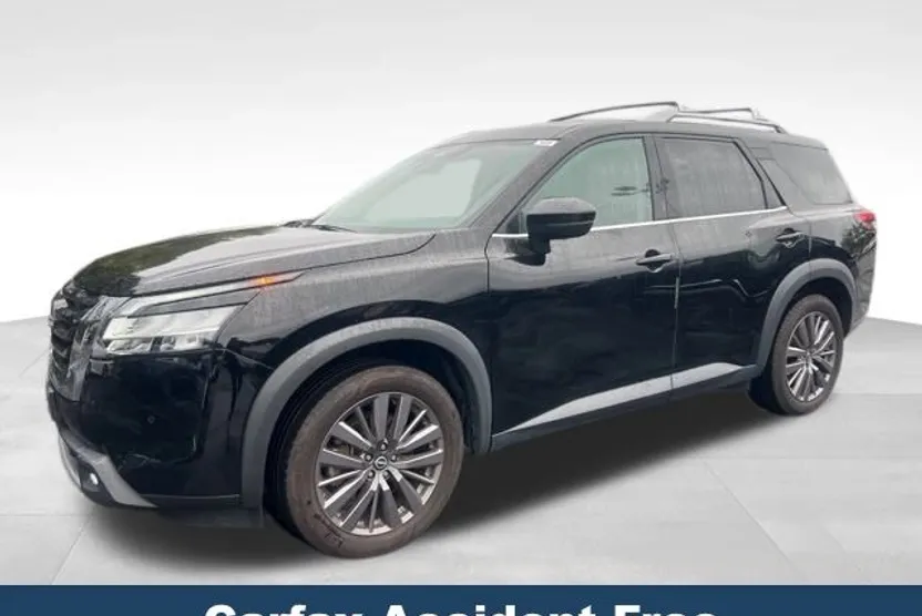 2023 Nissan Pathfinder SL photo 1