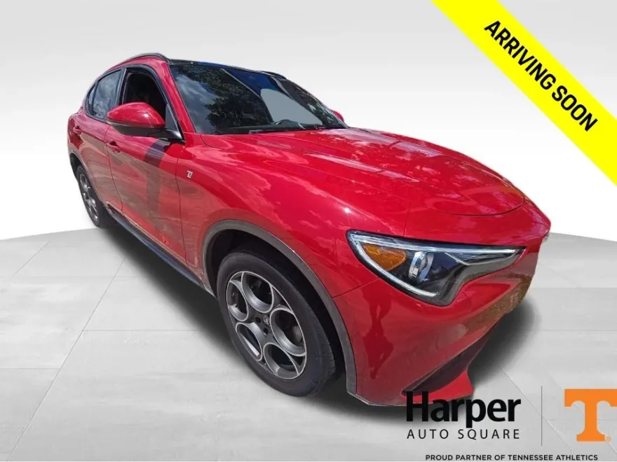 2022 Alfa Romeo Stelvio Ti photo 1