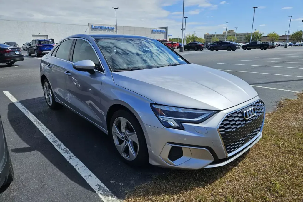 2024 Audi A3 40 Premium photo 1