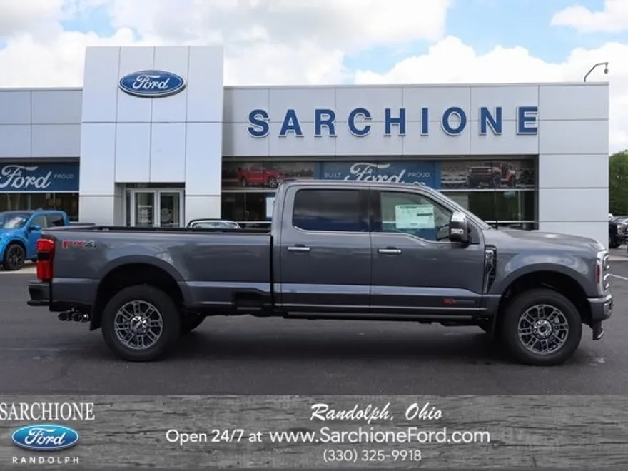 2025 Ford F-350 photo 1