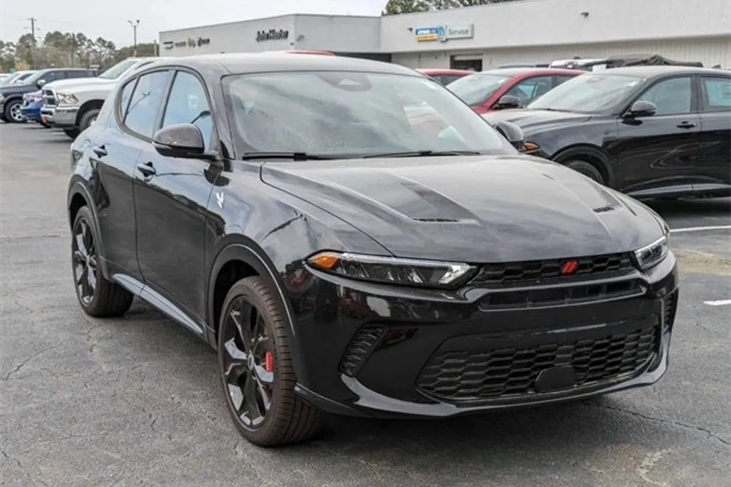 2024 Dodge Hornet R/T photo 1