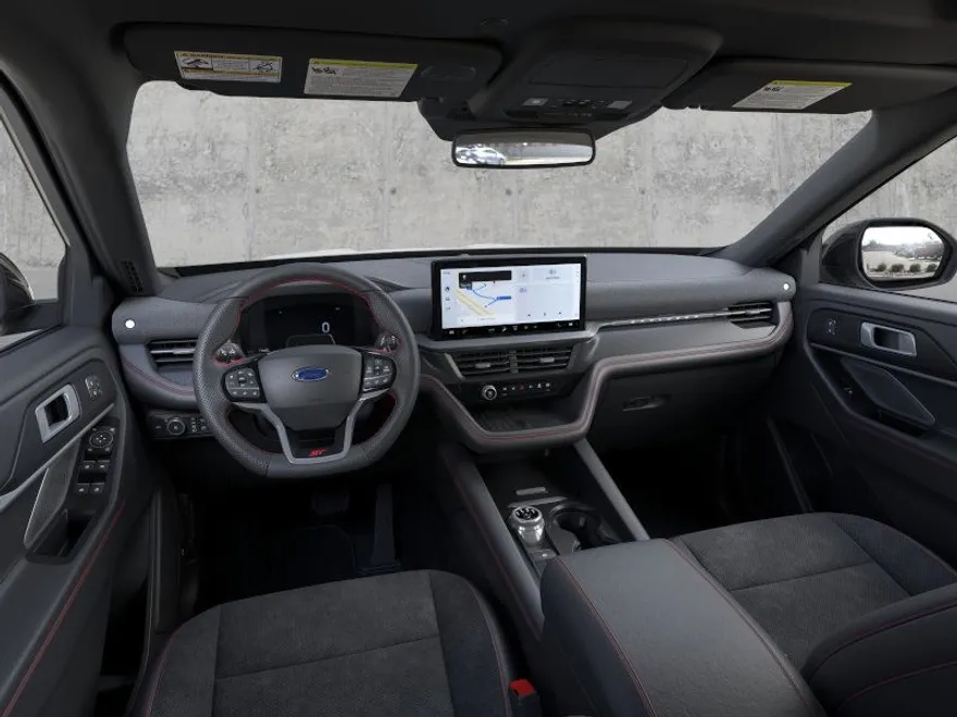 2025 Ford Explorer ST photo 1