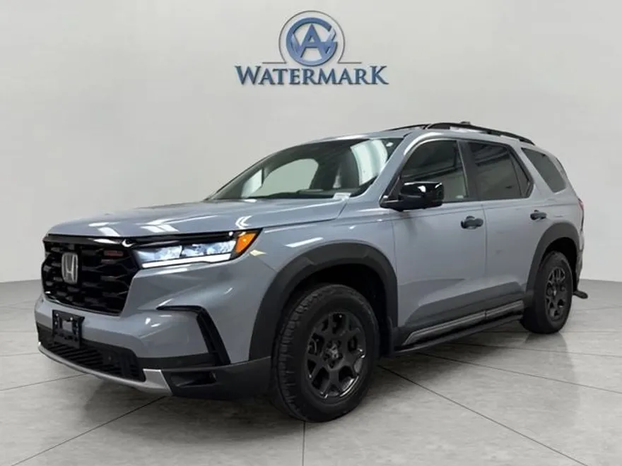 2023 Honda Pilot TrailSport photo 1