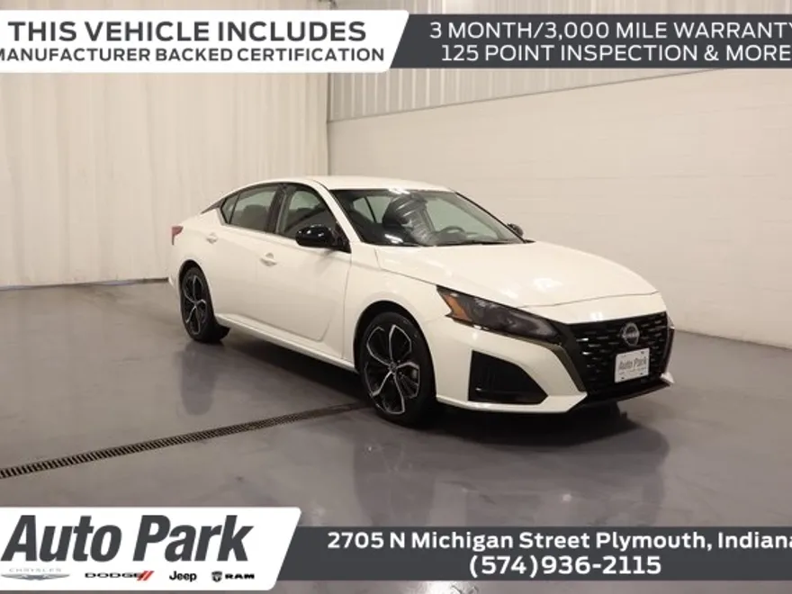 2024 Nissan Altima 2.5 SR photo 1