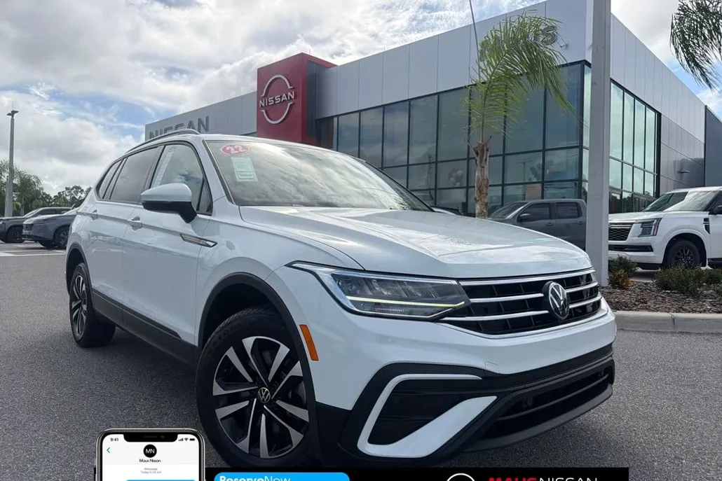 2022 Volkswagen Tiguan S photo 1