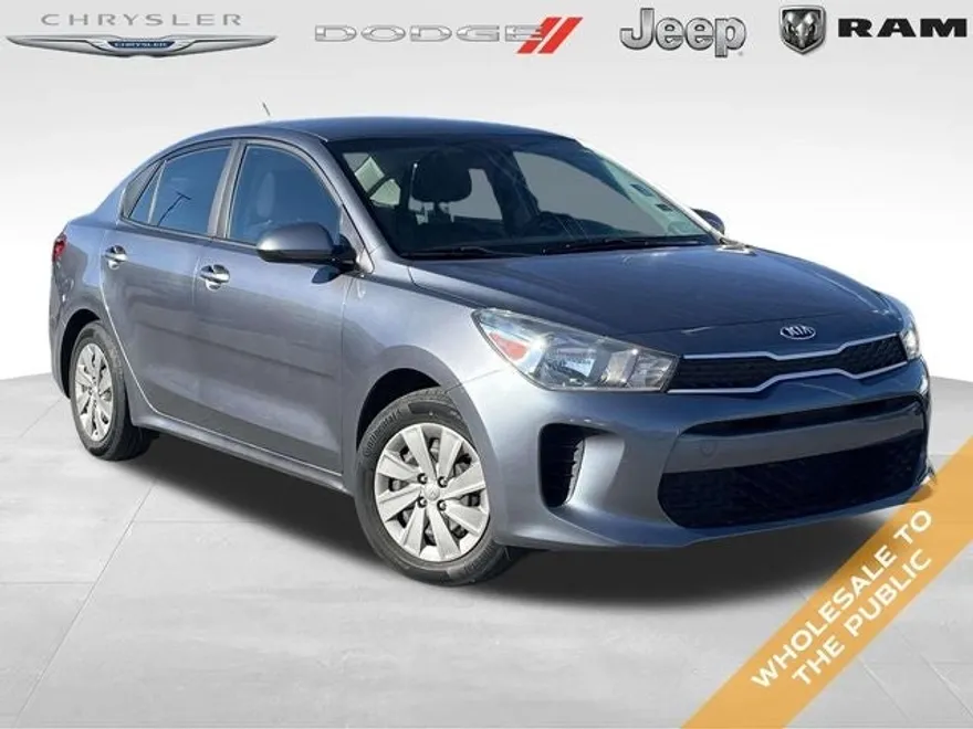 2020 Kia Rio S photo 1