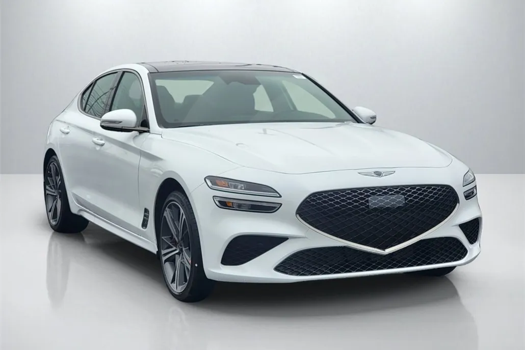 2025 Genesis G70 2.5T Sport Prestige photo 1