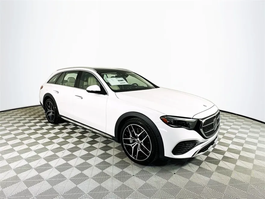 2026 Mercedes Benz E 4MATIC All-Terrain Wagon photo 1