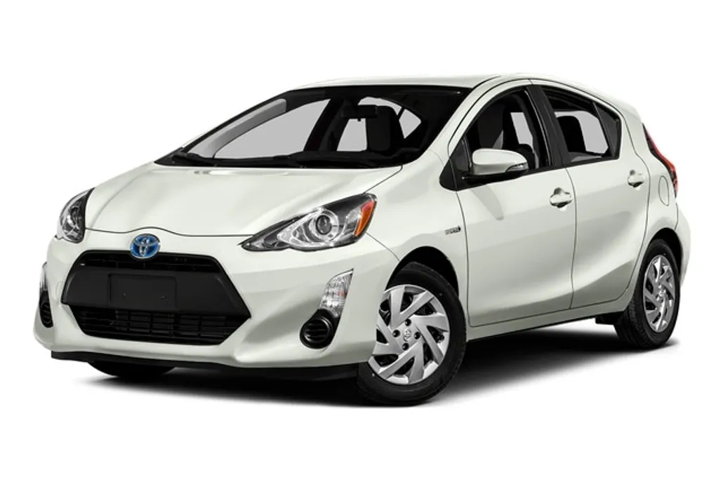 2015 Toyota Prius C One photo 1