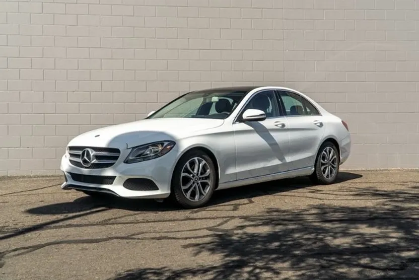 2018 Mercedes Benz C 300 photo 1
