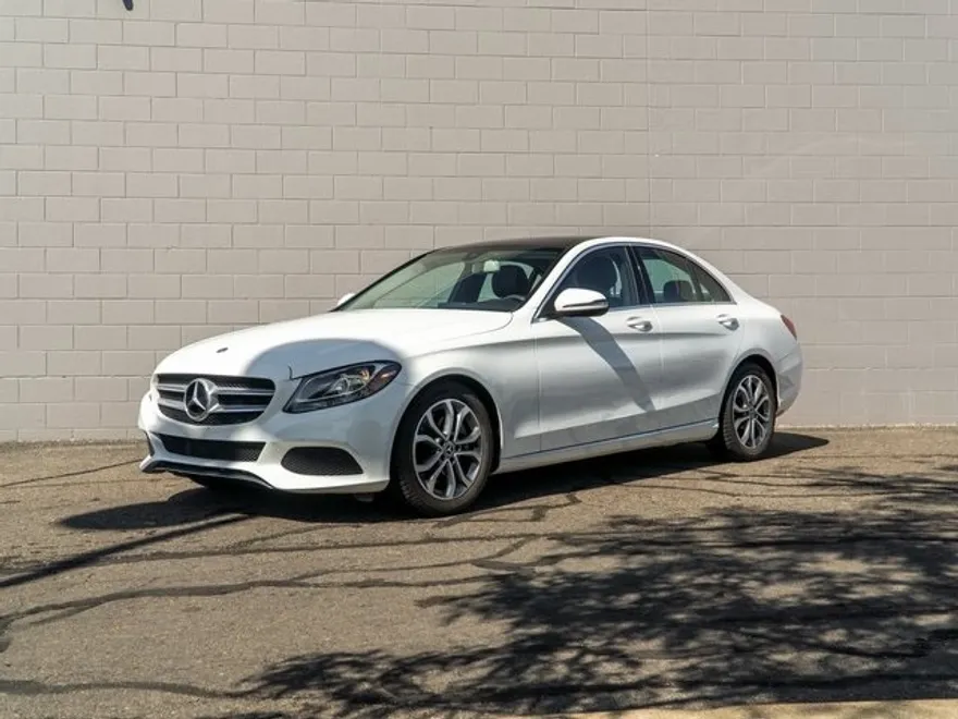 2018 Mercedes Benz C 300 photo 1