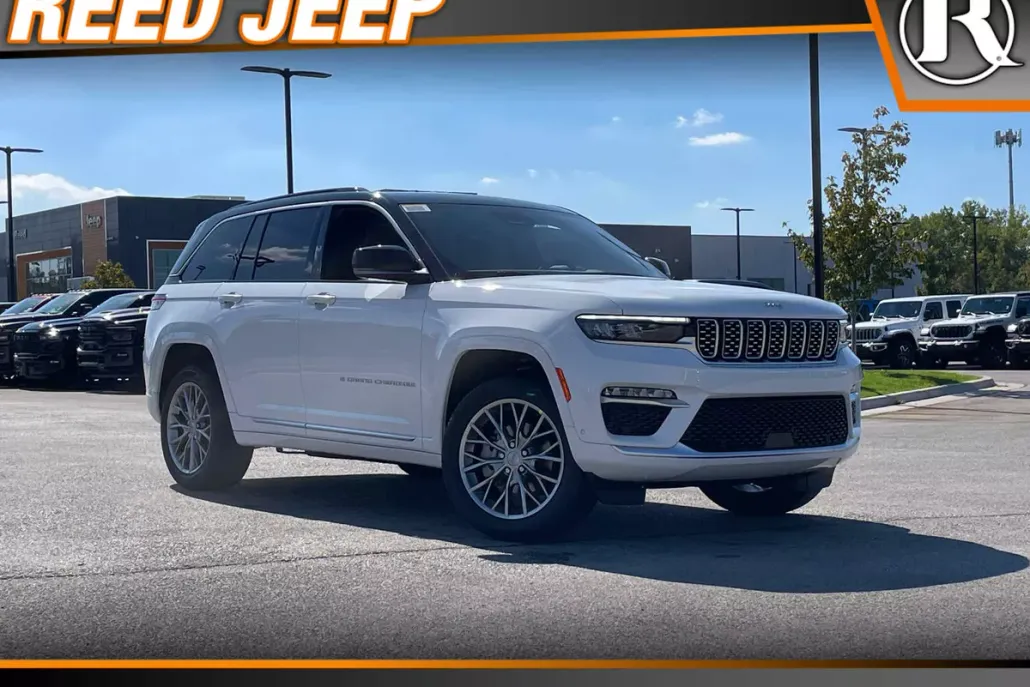 2025 Jeep Grand Cherokee Summit photo 1
