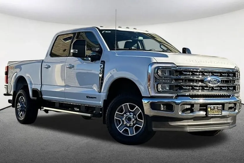 2024 Ford F-350 Lariat photo 1