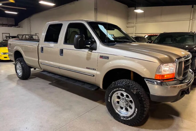 2000 Ford F-350 Lariat photo 1
