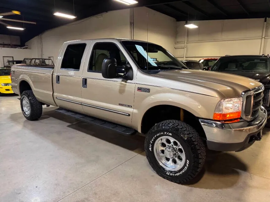 2000 Ford F-350 Lariat photo 1