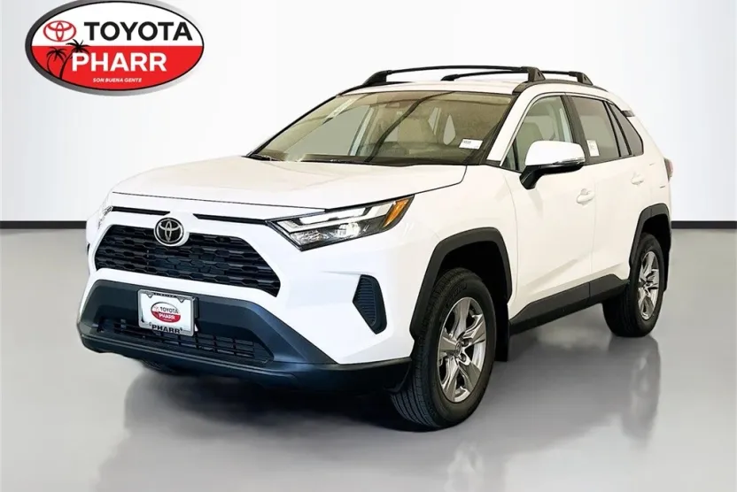 2025 Toyota RAV4 XLE photo 1
