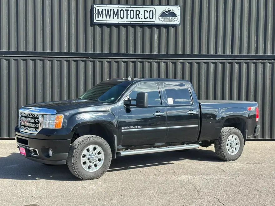 2011 Gmc Sierra Denali photo 1