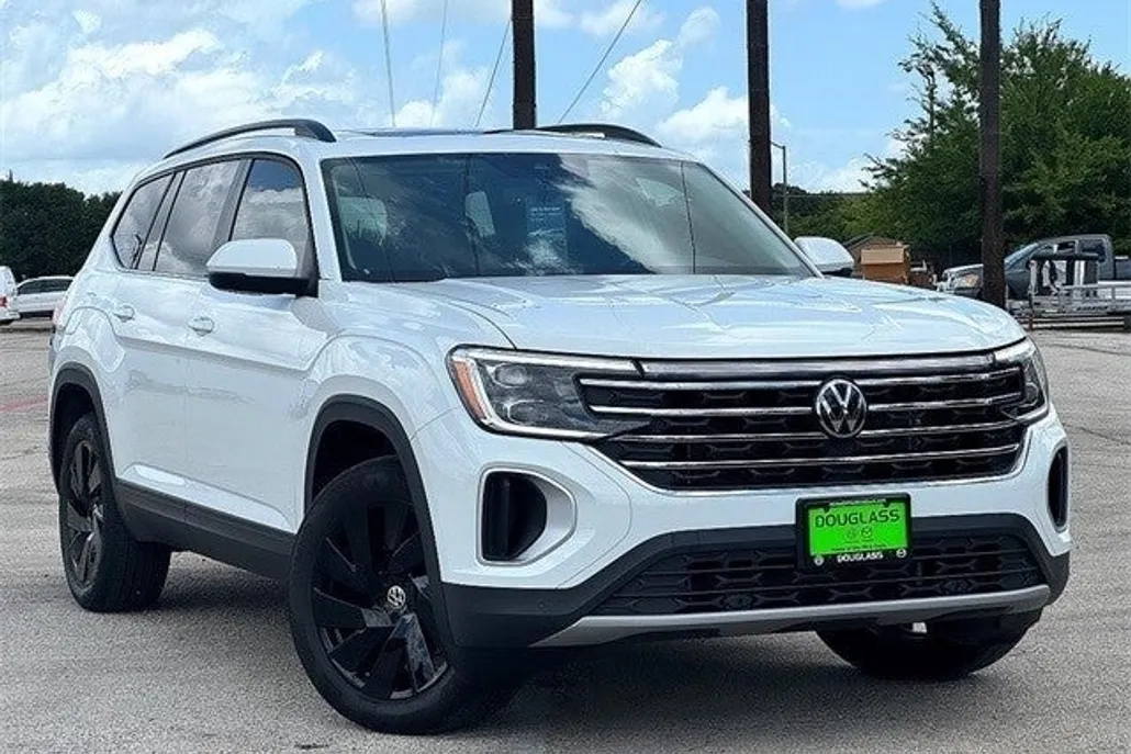 2025 Volkswagen Atlas SE Technology photo 1