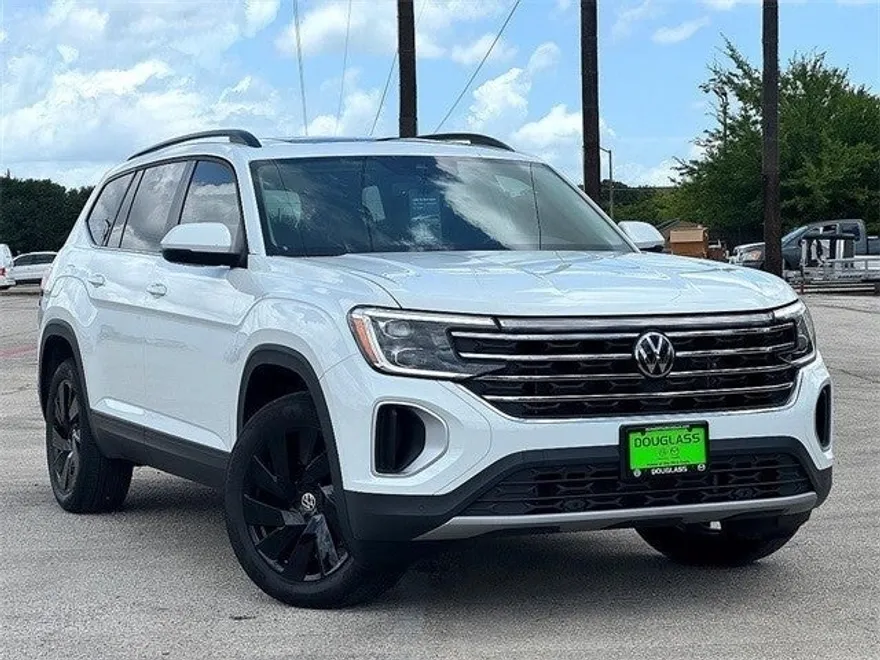 2025 Volkswagen Atlas SE Technology photo 1