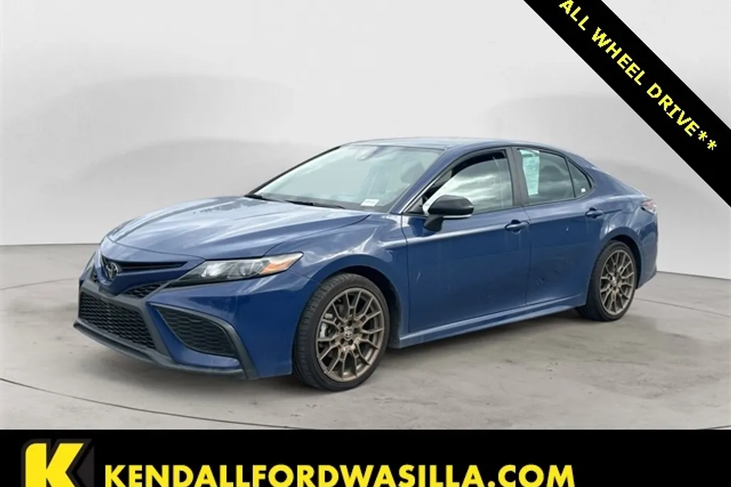 2023 Toyota Camry SE photo 1