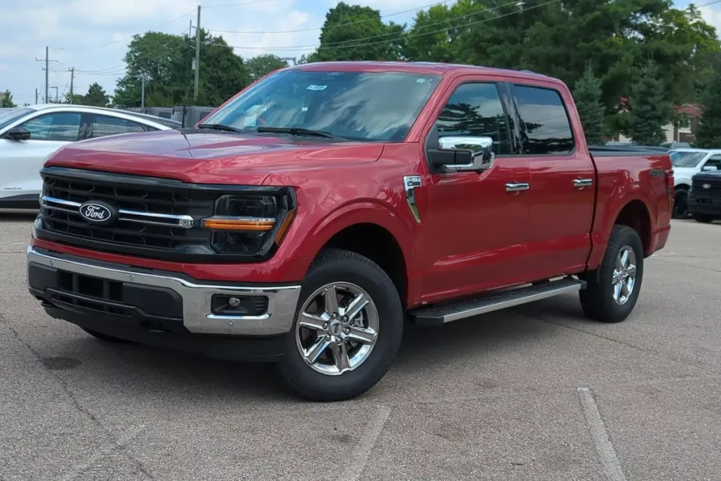 2024 Ford F-150 XLT photo 1