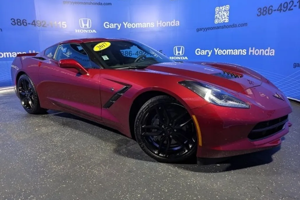 2017 Chevrolet Corvette Stingray 1LT photo 1