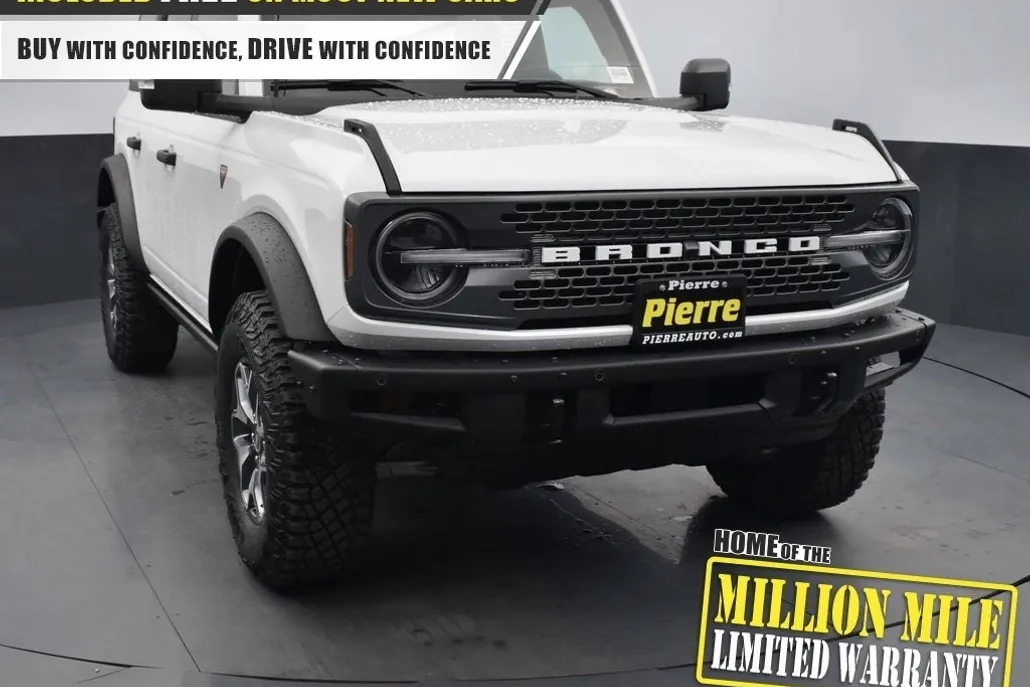 2025 Ford Bronco Badlands photo 1