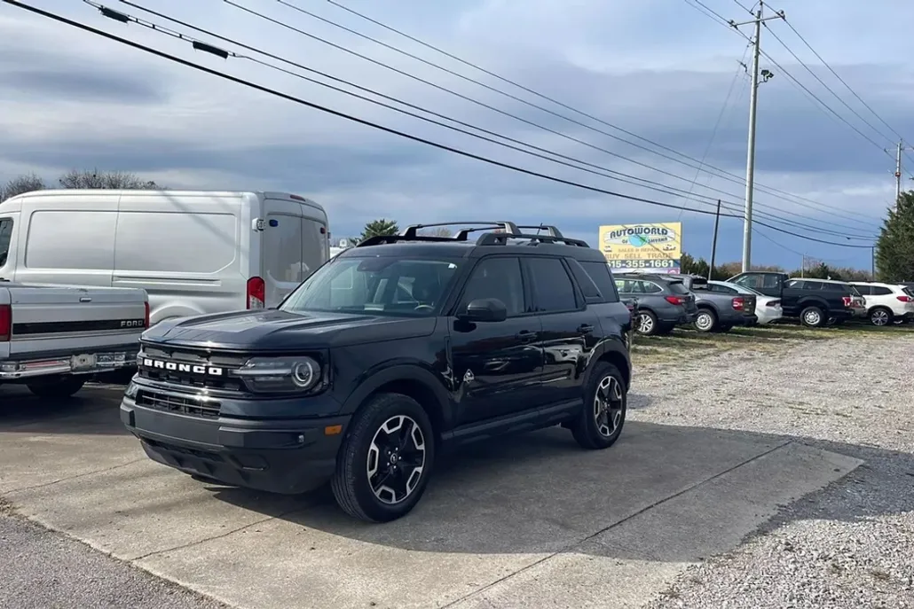 2023 Ford Bronco Sport Outer Banks photo 1