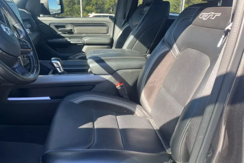2022 Ram 1500 Rebel photo 1