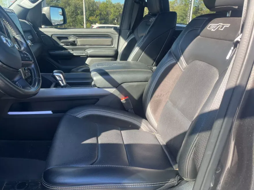 2022 Ram 1500 Rebel photo 1