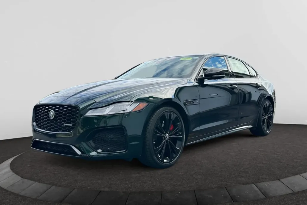 2024 Jaguar XF P300 R-Dynamic SE photo 1