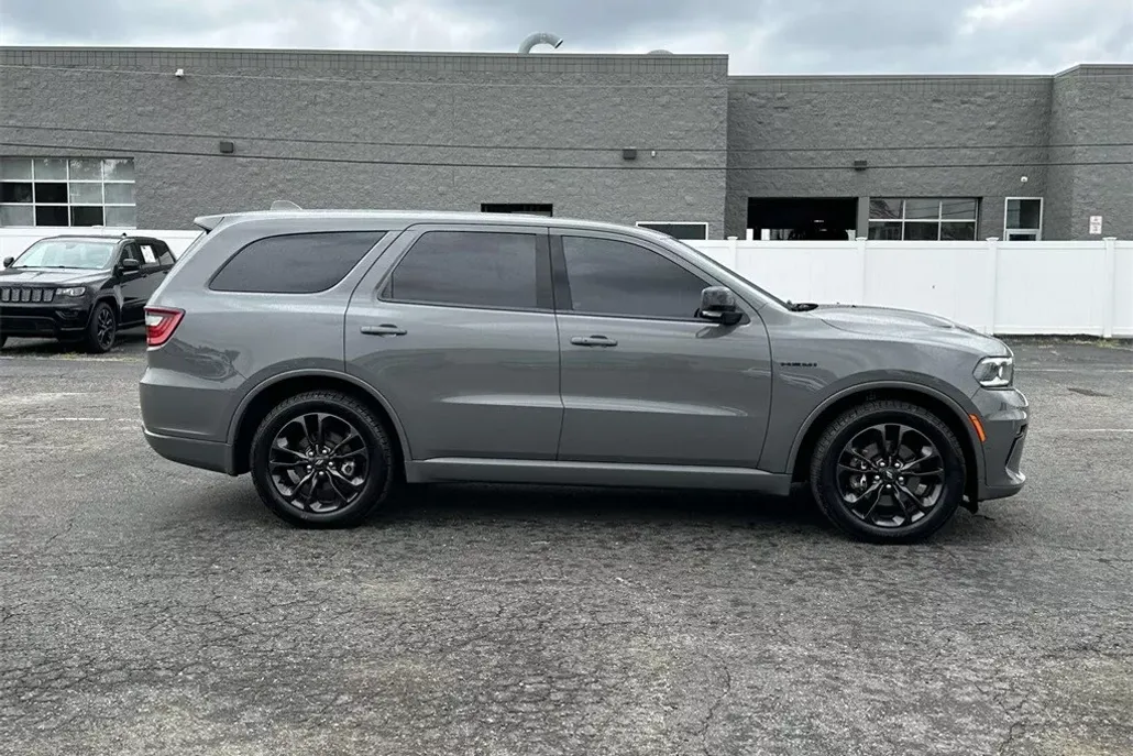 2022 Dodge Durango R/T photo 1