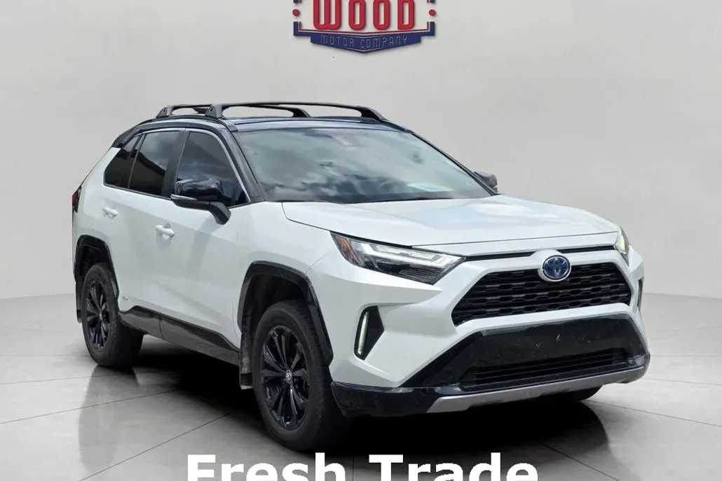 2024 Toyota RAV4 Hybrid XSE photo 1