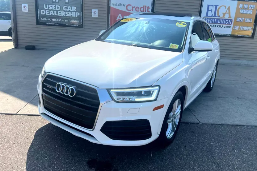 2016 Audi Q3 Premium Plus photo 1