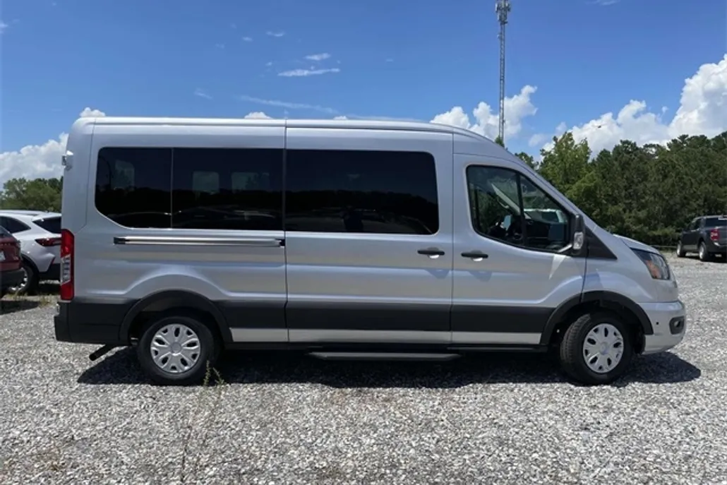 2025 Ford Transit photo 1