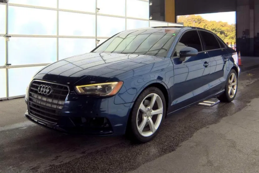 2016 Audi A3 Premium photo 1