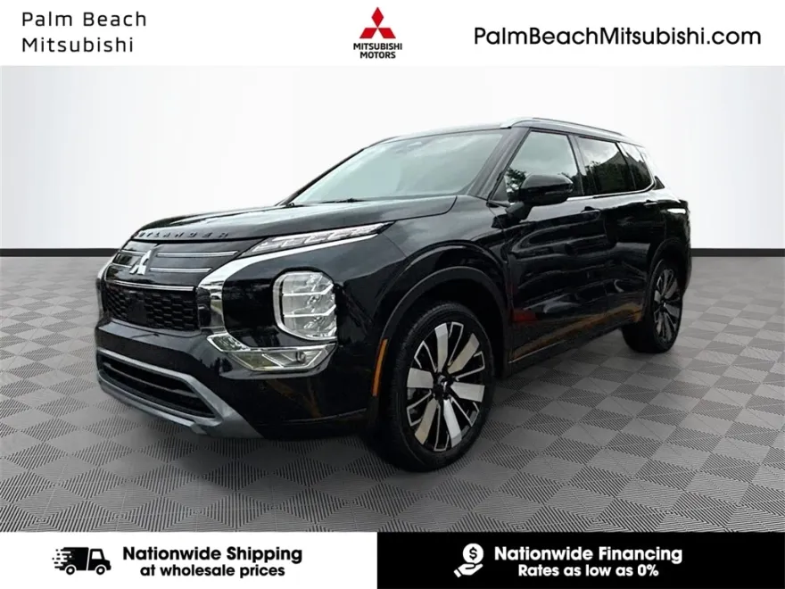 2025 Mitsubishi Outlander SEL photo 1