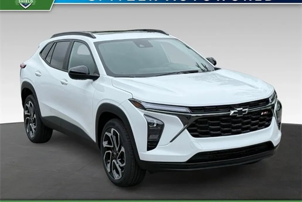 2025 Chevrolet Trax photo 1