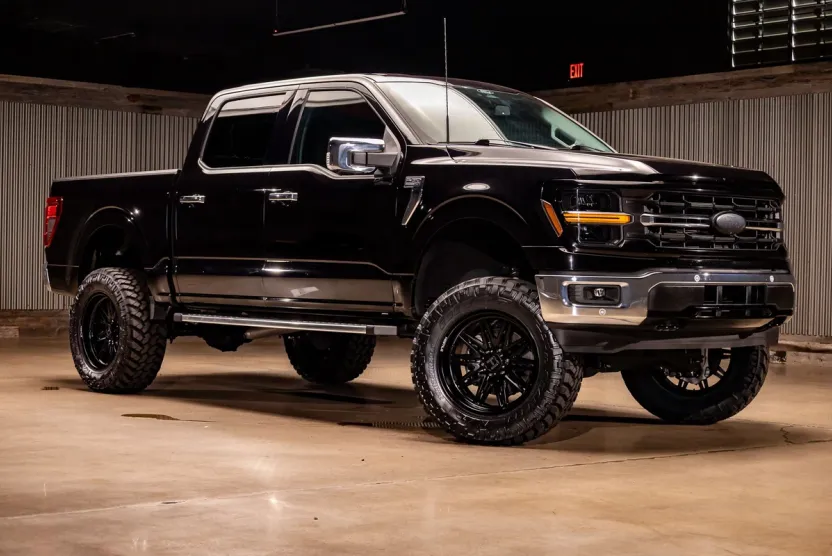2024 Ford F-150 XLT photo 1