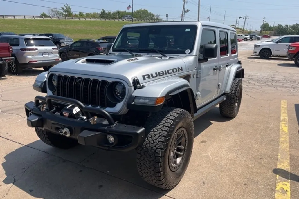2024 Jeep Wrangler Rubicon 392 photo 1