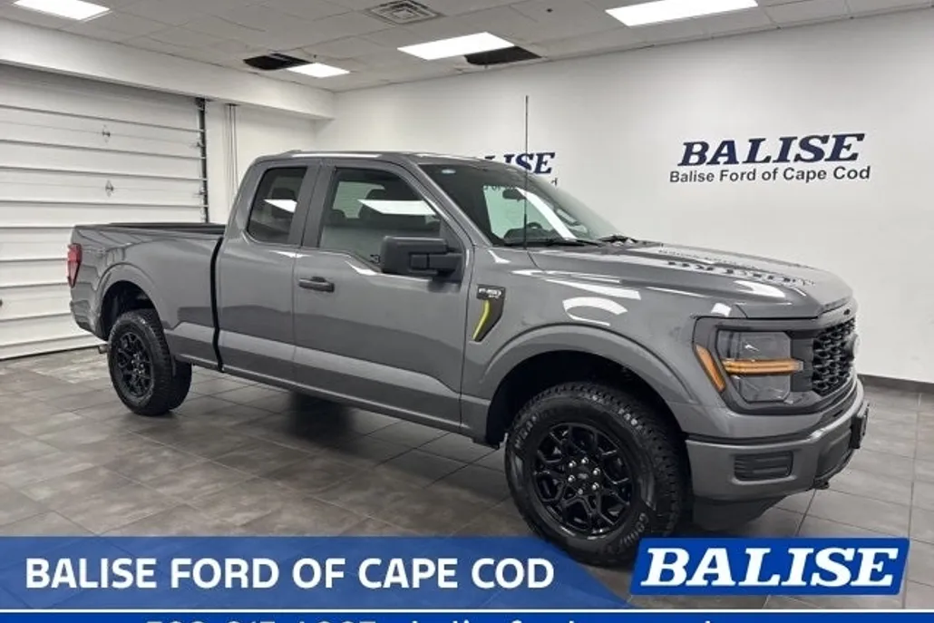 2025 Ford F-150 STX photo 1