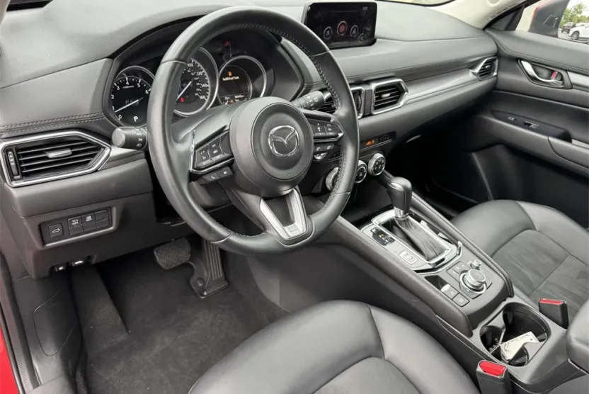 2020 Mazda CX-5 Touring photo 1