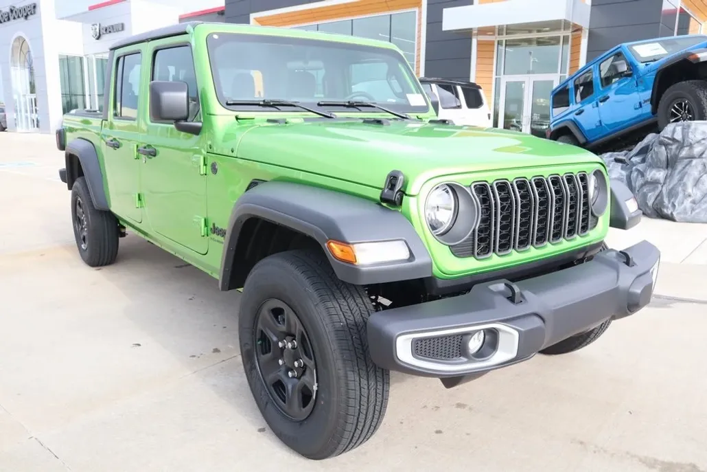 2025 Jeep Gladiator Sport photo 1