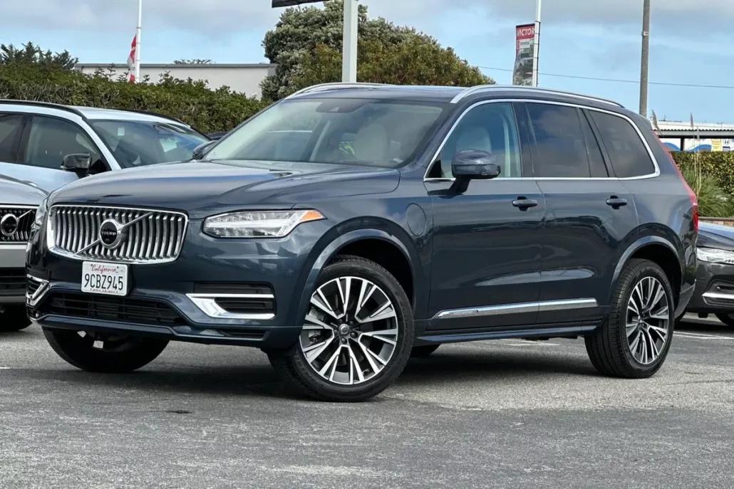 2022 Volvo XC90 Recharge T8 Inscription Expression photo 1