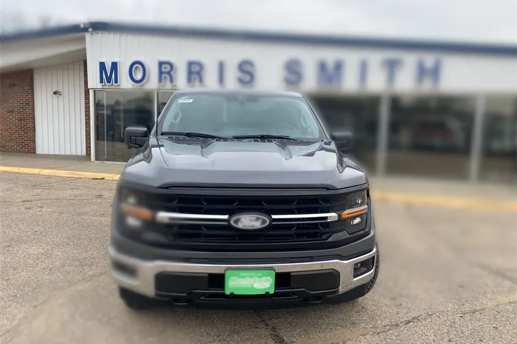 2024 Ford F-150 XLT photo 1