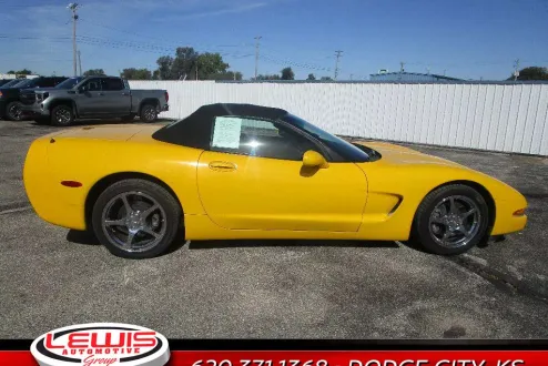 2001 Chevrolet Corvette photo 2
